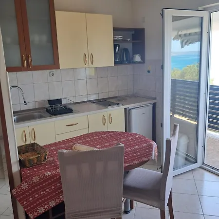 Healing Gem Of Stobrec Appartement