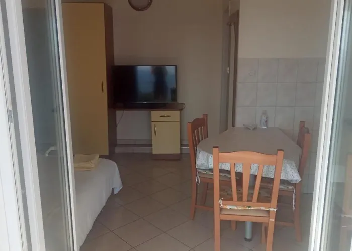 Healing Gem Of Stobrec Appartement